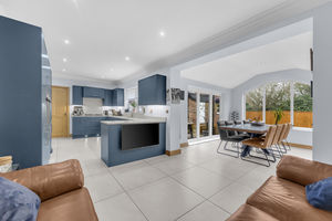 Photo 30- click for photo gallery